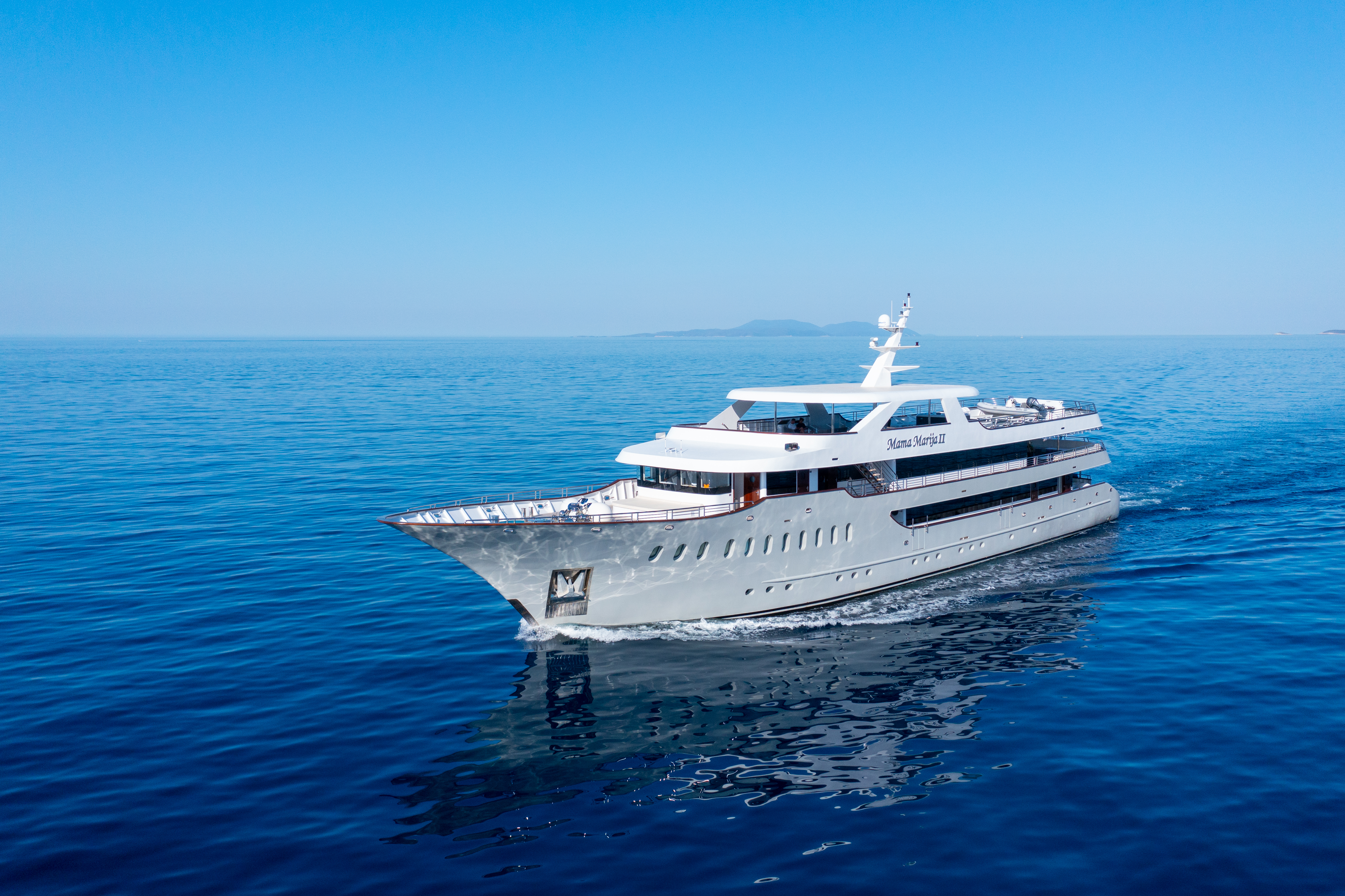 Xpand Yachts on the Mediterranean