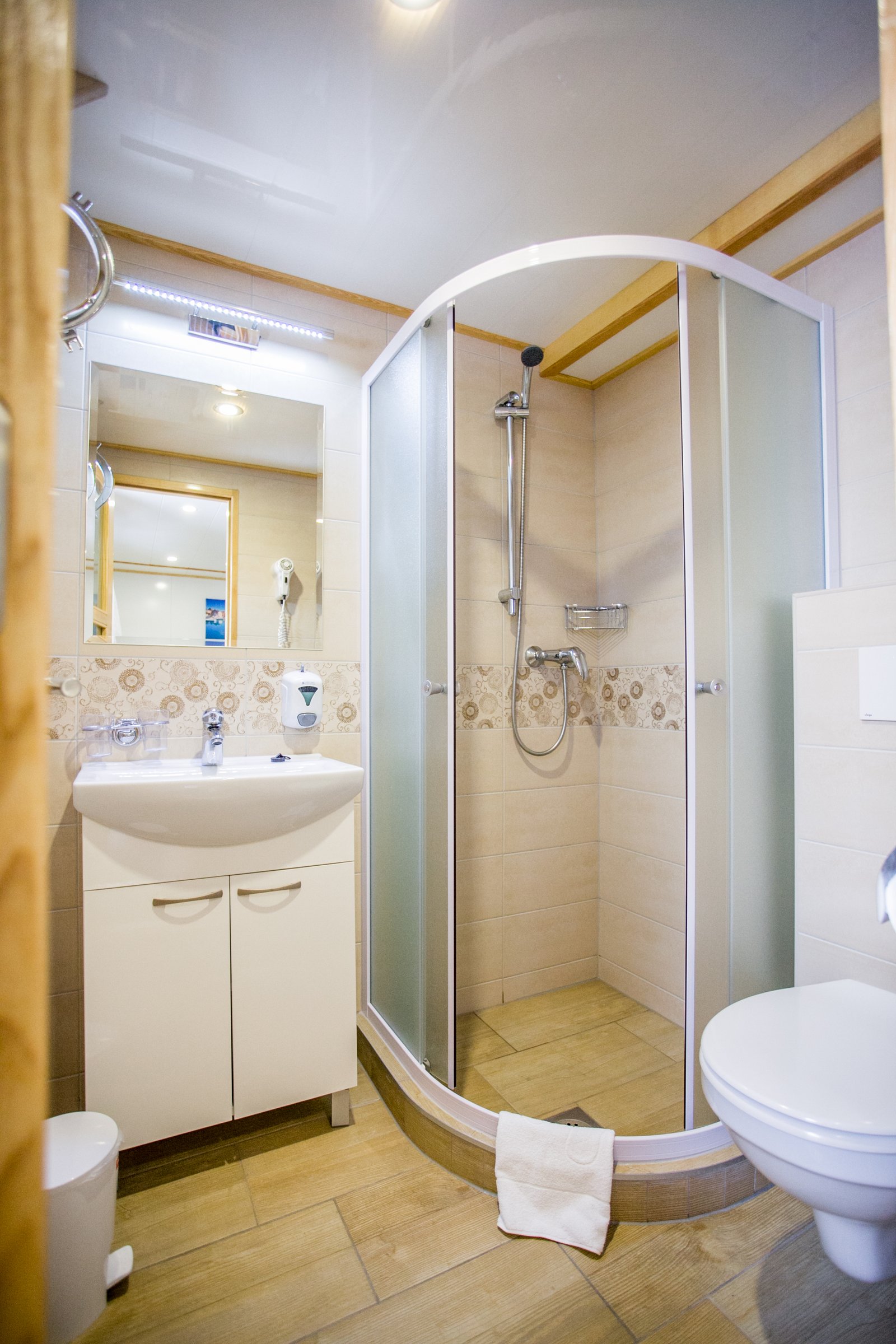 captain-bota photo 8